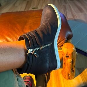 Ankle Boots Black leather wedge